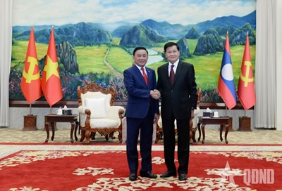 Gallery - Đồng chí Trần Cẩm Tú hội kiến Tổng Bí thư, Chủ tịch nước Lào