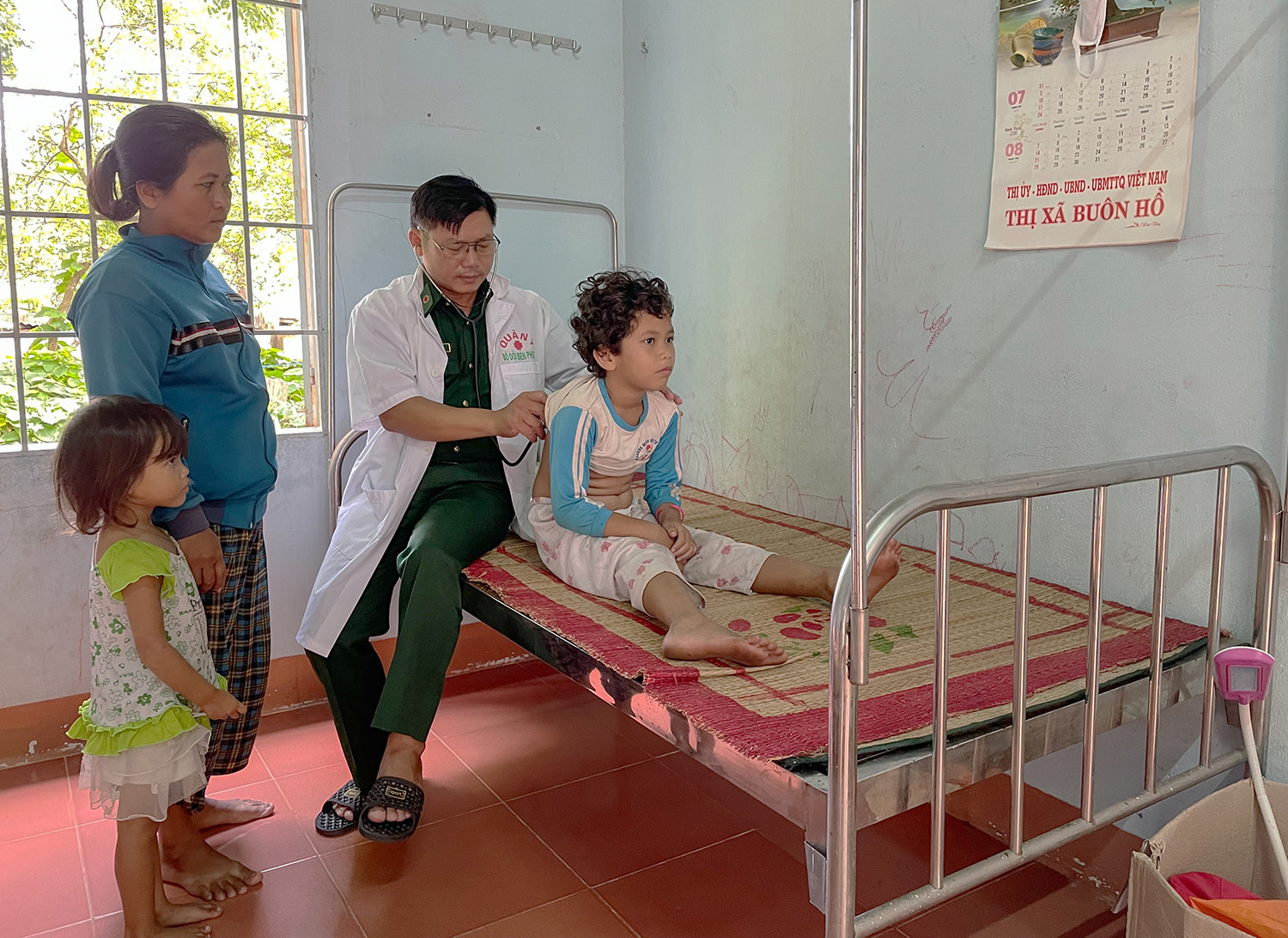 Quân dân y kết hợp - nét đặc sắc của nền y tế cách mạng