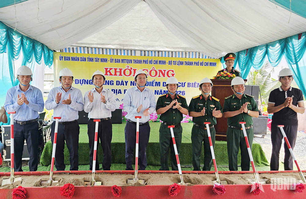 Mặt trận Tổ quốc Việt Nam TP Hồ Chí Minh phối hợp chăm lo đời sống nhân dân biên giới