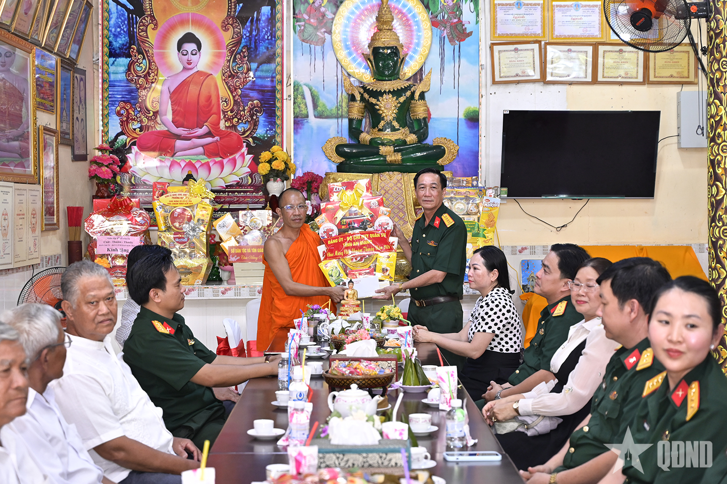 An Giang: Ấm áp nghĩa tình quân dân mùa Chôl Chnăm Thmây