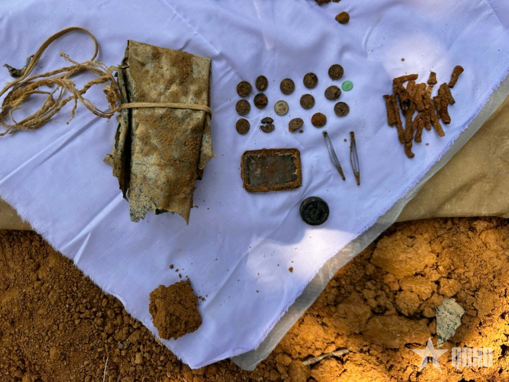 Đội Quy tập 584, Phòng Chính trị, Bộ CHQS tỉnh Quảng Trị quy tập được 3 hài cốt liệt sĩ tại xã Đakrông, tỉnh Quảng Trị