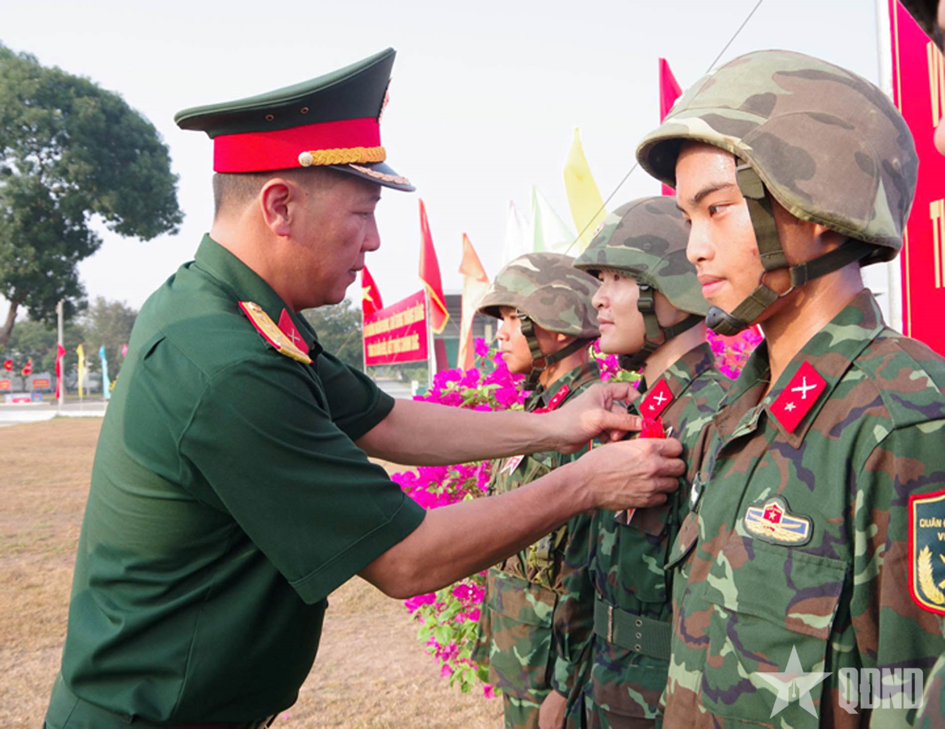 Rèn bản lĩnh từ những loạt đạn đầu