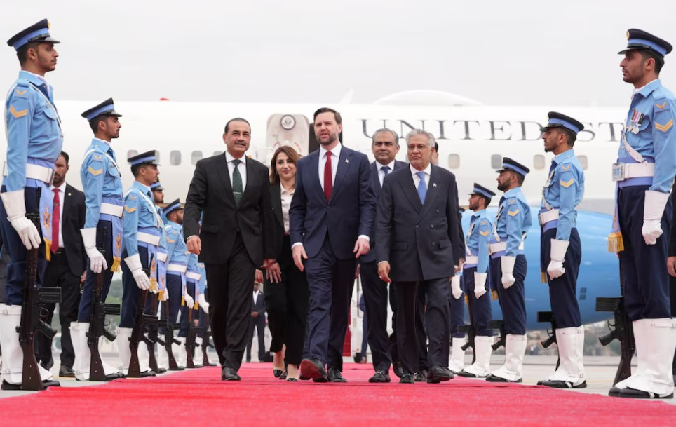 Mỹ và Iran bắt đầu vòng đàm phán tại Islamabad