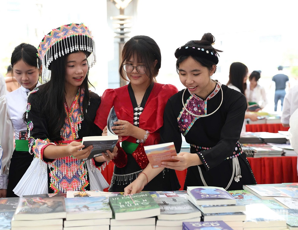 Điện Biên: Phát động phong trào đọc sách nhân Ngày Sách và Văn hóa đọc Việt Nam