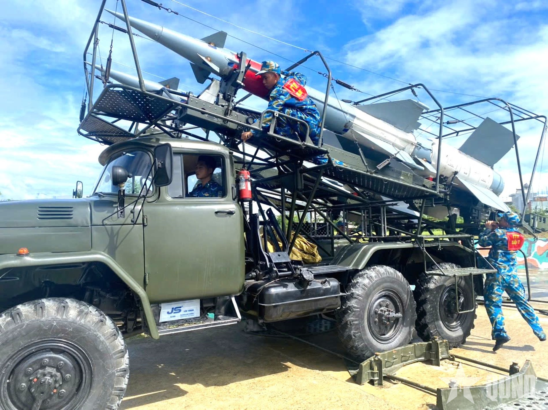 Trung đoàn Tên lửa 282 đánh giá toàn diện kíp chiến đấu phân đội tên lửa S125-2TM