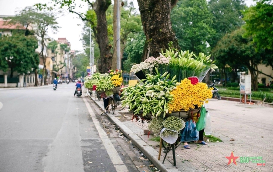 Miền nhớ th&aacute;ng Tư