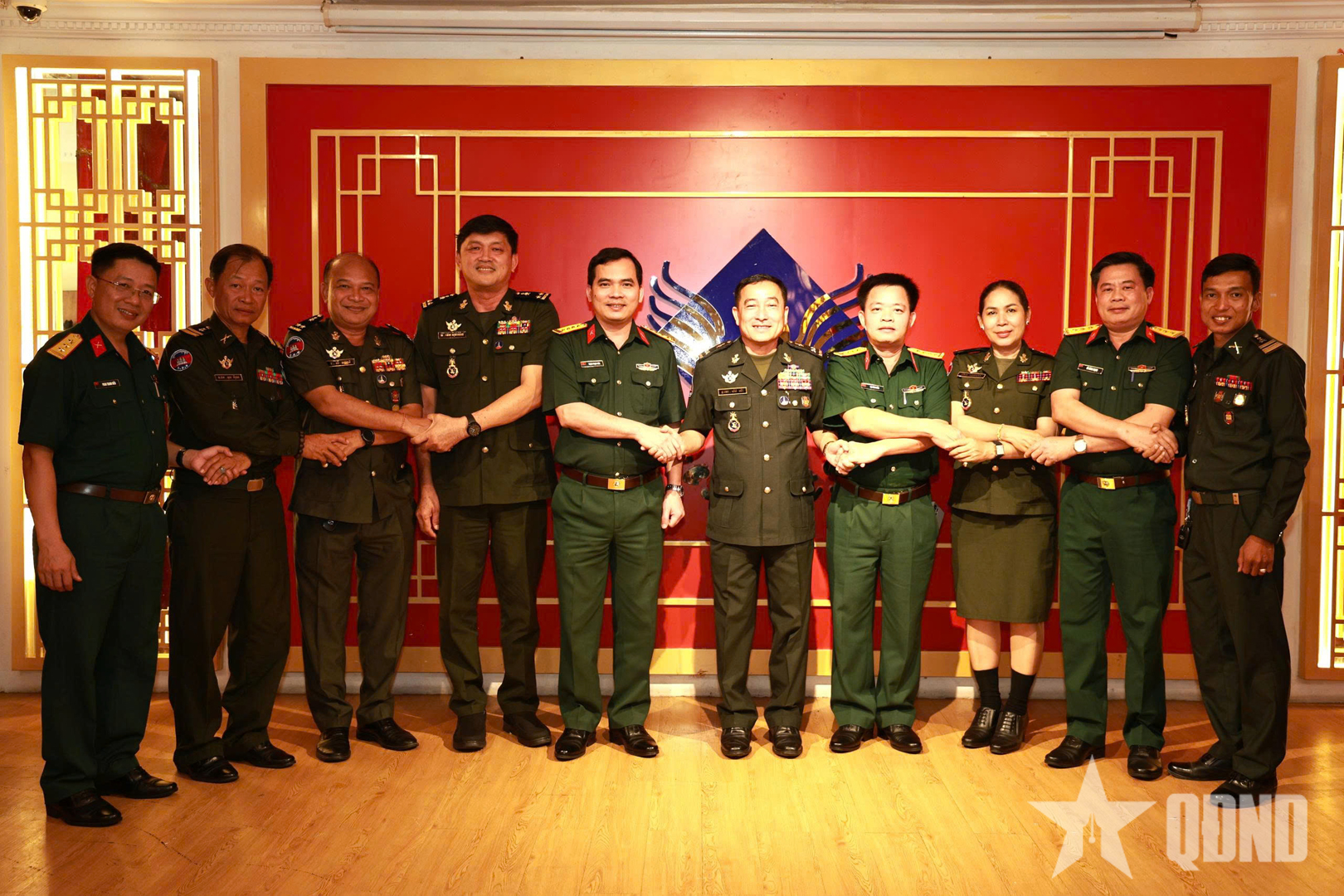 Binh đoàn 16 chúc Tết các cơ quan Bộ Quốc phòng Campuchia