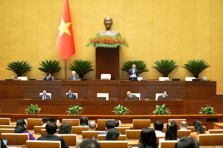 Hôm nay (12-4), Quốc hội thông qua nghị quyết về thuế tiêu thụ đặc biệt với xăng, dầu và nhiên liệu bay