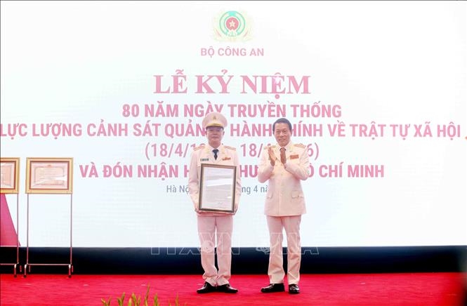 Thủ tướng L&ecirc; Minh Hưng: Hiện đại h&oacute;a phương thức quản trị quốc gia, x&acirc;y dựng nền h&agrave;nh ch&iacute;nh phục vụ
