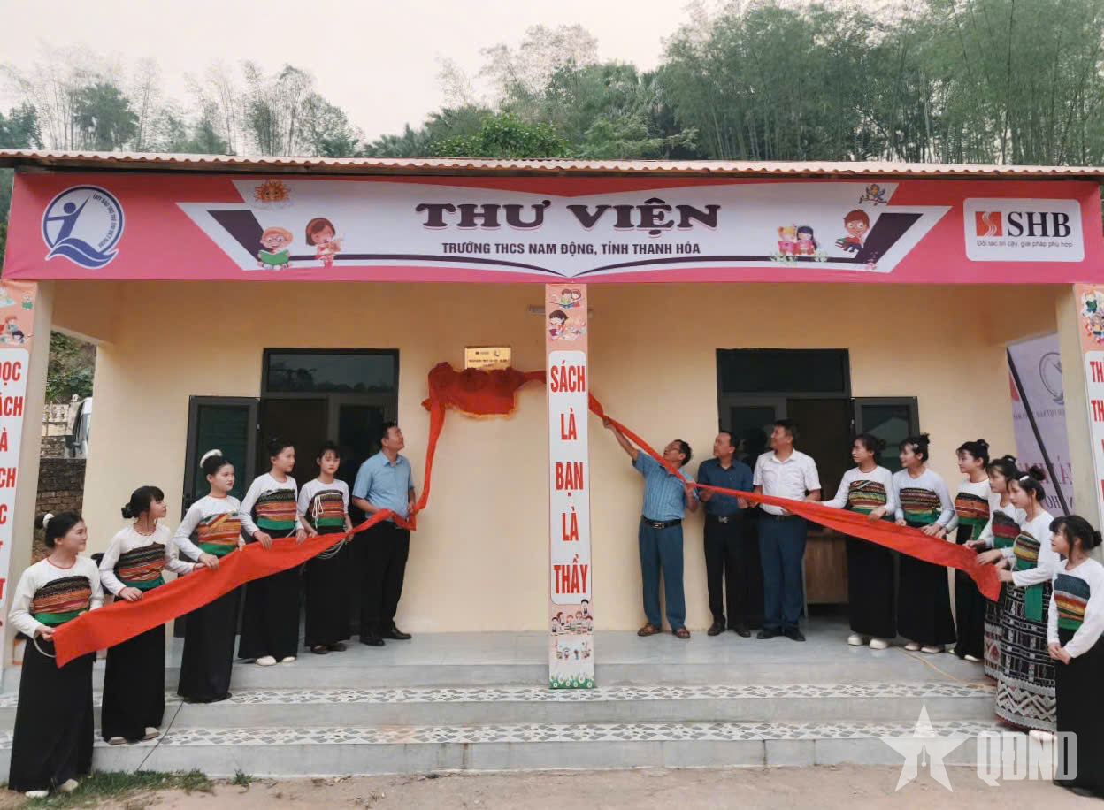 Hỗ trợ thư viện cho trẻ em khó khăn xã Thiên Phủ, tỉnh Thanh Hóa

