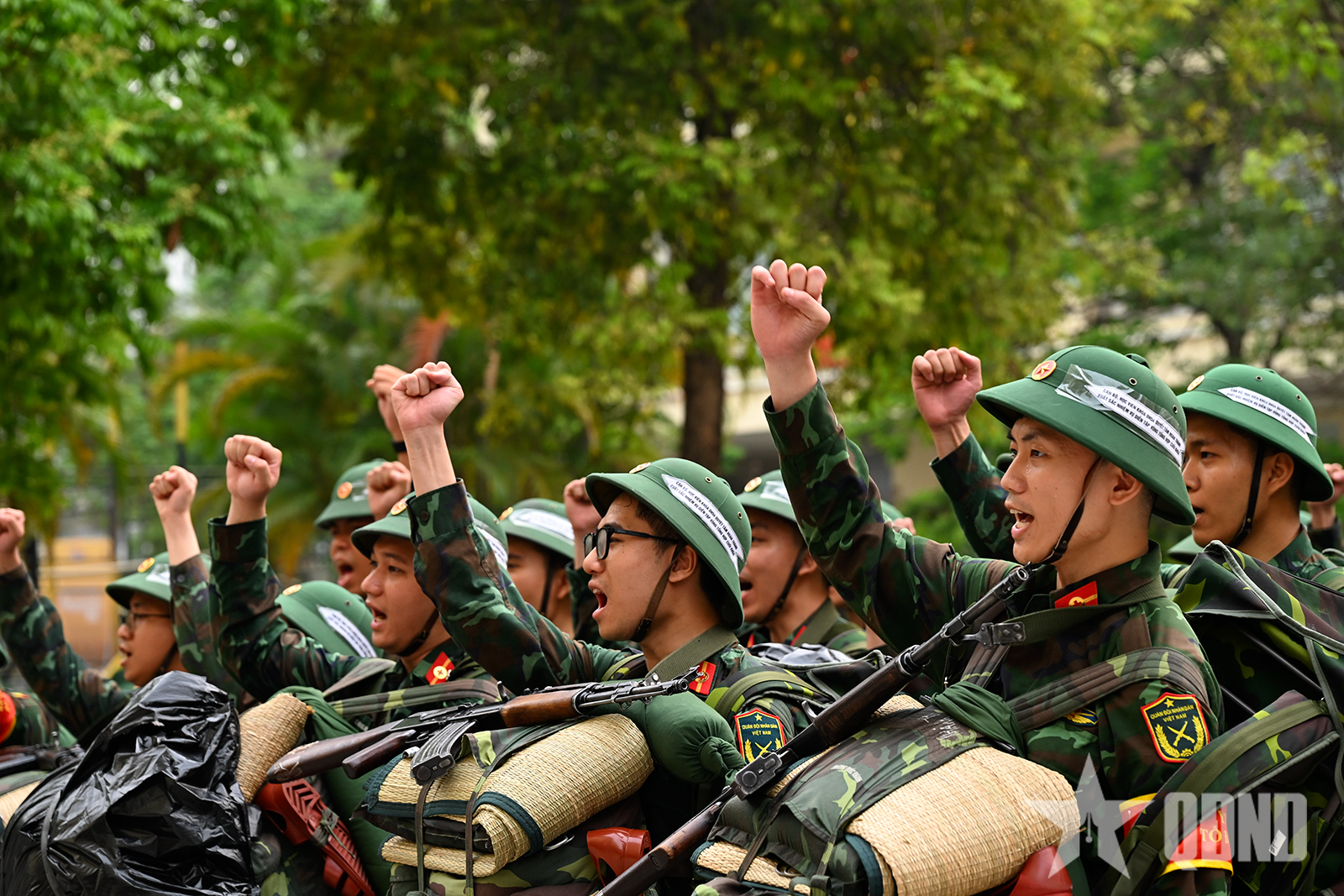 Vận dụng kiến thức được đào tạo sát với thực tế chiến đấu