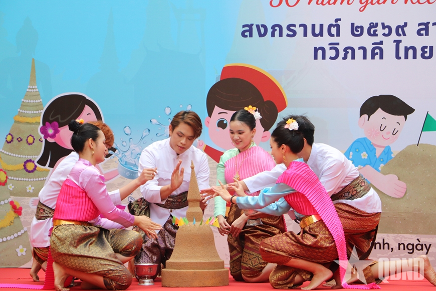 Khám phá Tết Songkran trong lòng TP Hồ Chí Minh