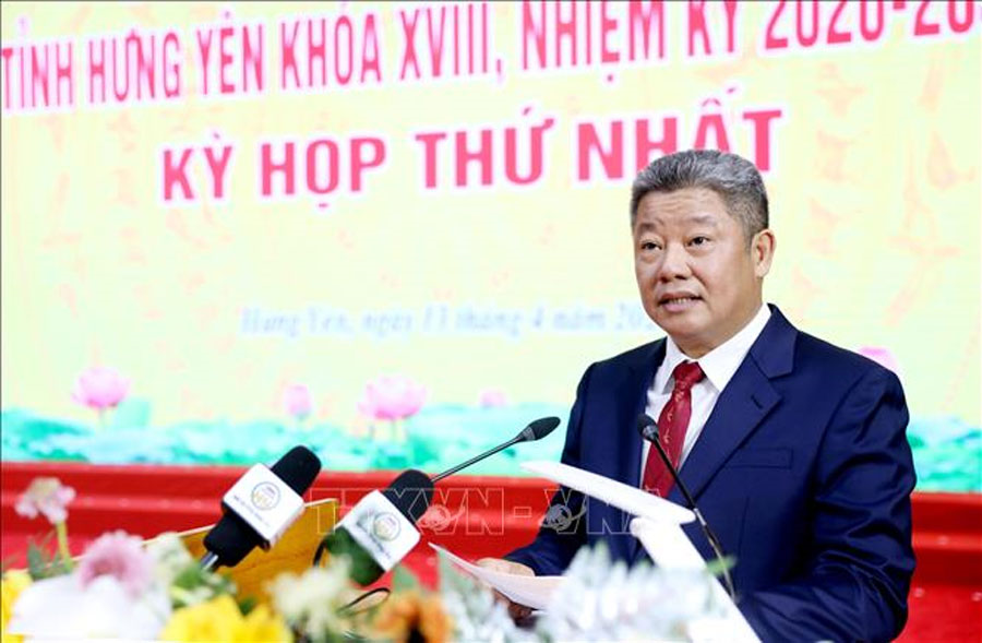 Phê chuẩn kết quả bầu chức vụ Chủ tịch, Phó chủ tịch UBND tỉnh Hưng Yên