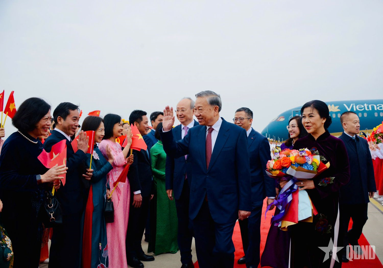 Tổng Bí thư, Chủ tịch nước Tô Lâm và phu nhân bắt đầu thăm cấp Nhà nước đến Trung Quốc