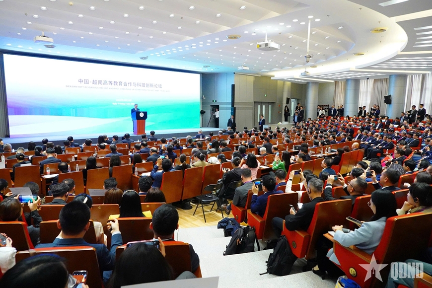 To&agrave;n văn ph&aacute;t biểu ch&iacute;nh s&aacute;ch của Tổng B&iacute; thư, Chủ tịch nước T&ocirc; L&acirc;m tại Đại học Thanh Hoa, Trung Quốc