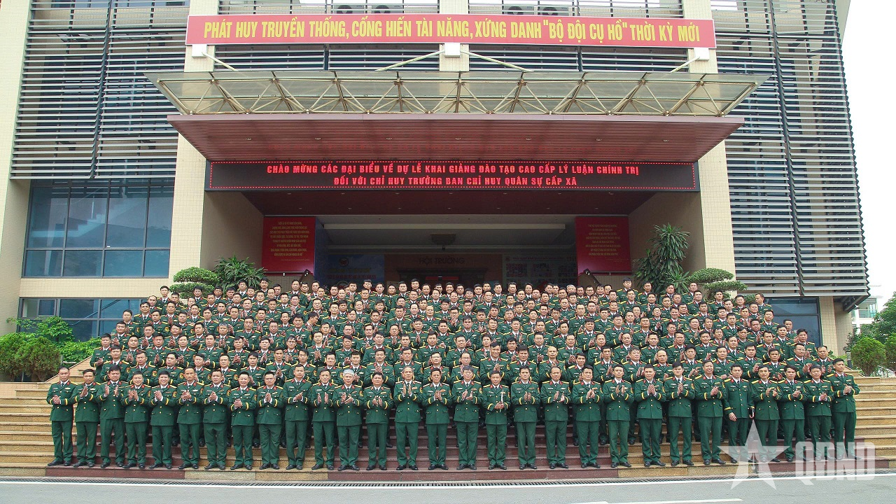 Học viện Quốc phòng khai giảng đào tạo cao cấp lý luận chính trị