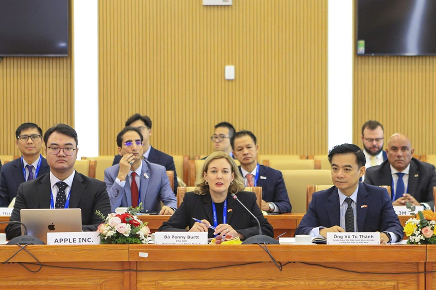 Th&uacute;c đẩy hợp t&aacute;c với c&aacute;c doanh nghiệp Hoa Kỳ về ph&aacute;t triển hạ tầng giao th&ocirc;ng, đ&ocirc; thị