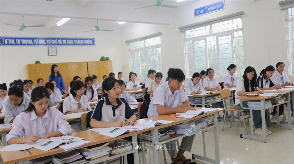 Thí sinh đăng ký thi tốt nghiệp Trung học phổ thông năm 2026 từ ngày 24-4