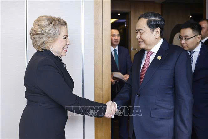 Đại hội đồng IPU-152: Chủ tịch Quốc hội Trần Thanh Mẫn gặp Chủ tịch Hội đồng Liên bang Nga 