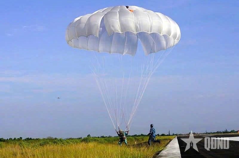 Lính dù Sư đoàn 372 thiện chiến, điệu nghệ