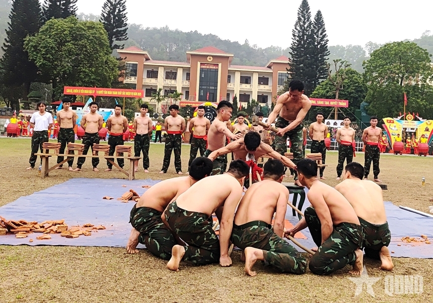 Đề xuất tăng trợ cấp một lần với qu&acirc;n nh&acirc;n chuy&ecirc;n nghiệp nghỉ hưu trước hạn tuổi