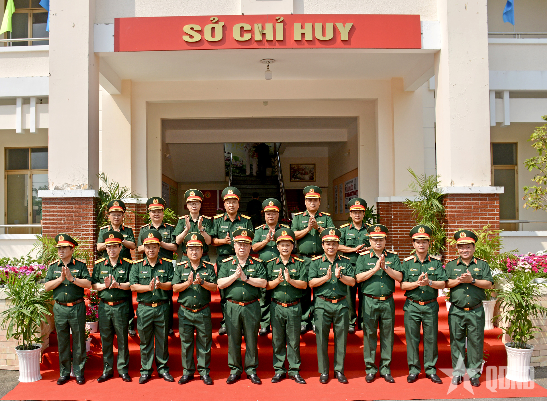 Đại tướng Nguyễn Trọng Nghĩa thăm, làm việc tại Trung đoàn 10 (Bộ tư lệnh TP Hồ Chí Minh)