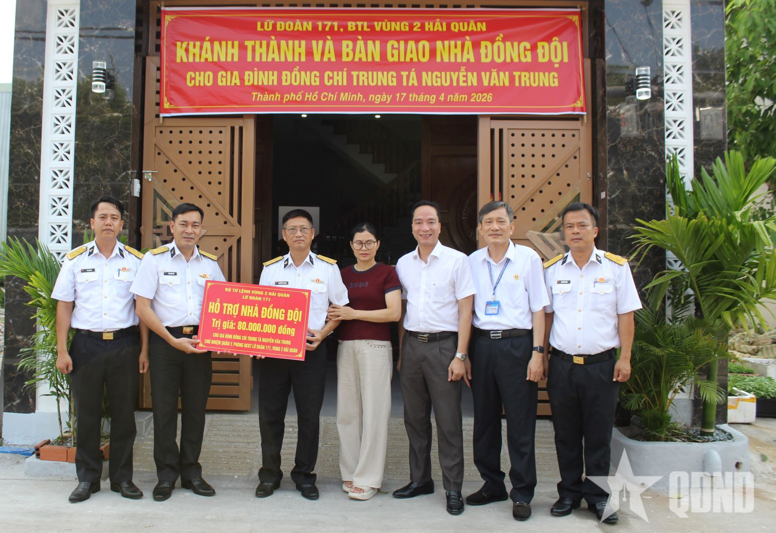 Vùng 2 Hải quân: Trao nhà đồng đội, gửi gắm yêu thương

