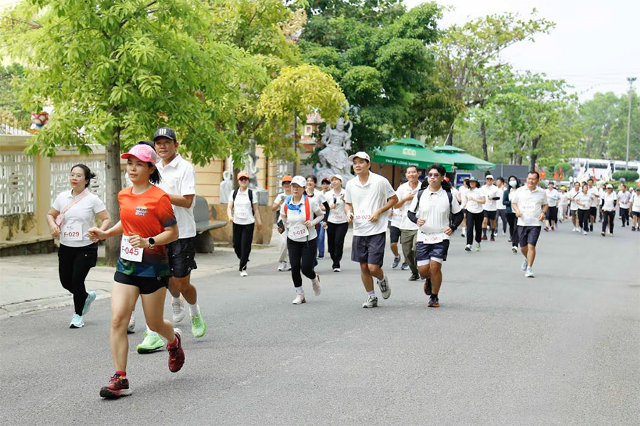 Công ty CP Tân Cảng Tây Ninh tổ chức giải leo núi Bà Đen năm 2026