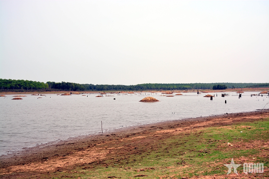 Cảnh b&aacute;o giữa năm nay El Nino mạnh, nguy cơ hạn h&aacute;n, thiếu nước v&agrave; b&atilde;o mạnh