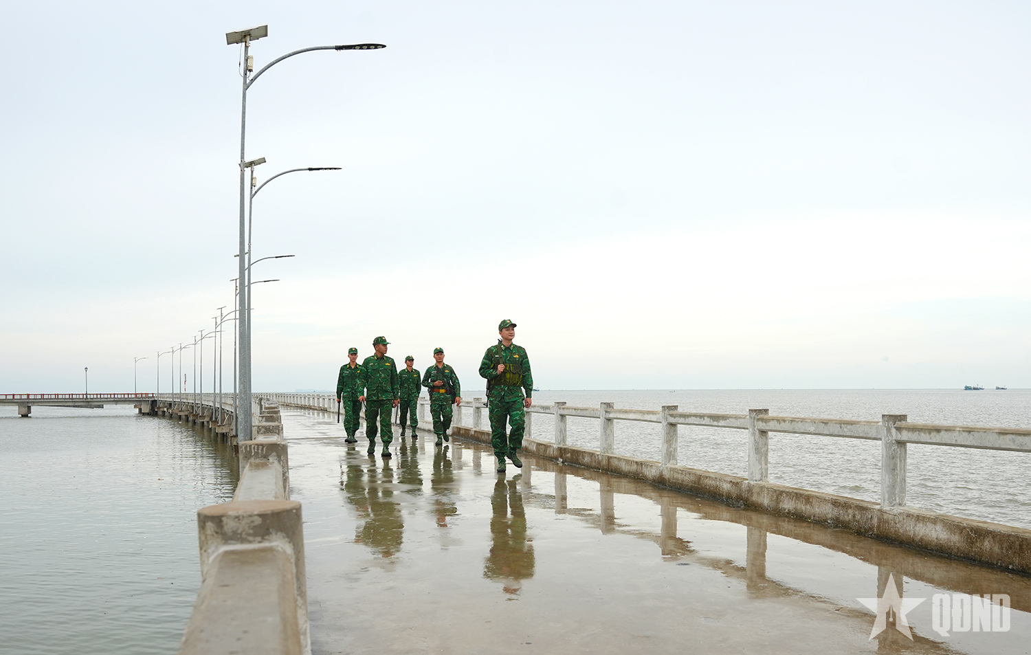  Cà Mau: Tiếp tục khẳng định vai trò nòng cốt trong bảo vệ chủ quyền, an ninh biên giới biển