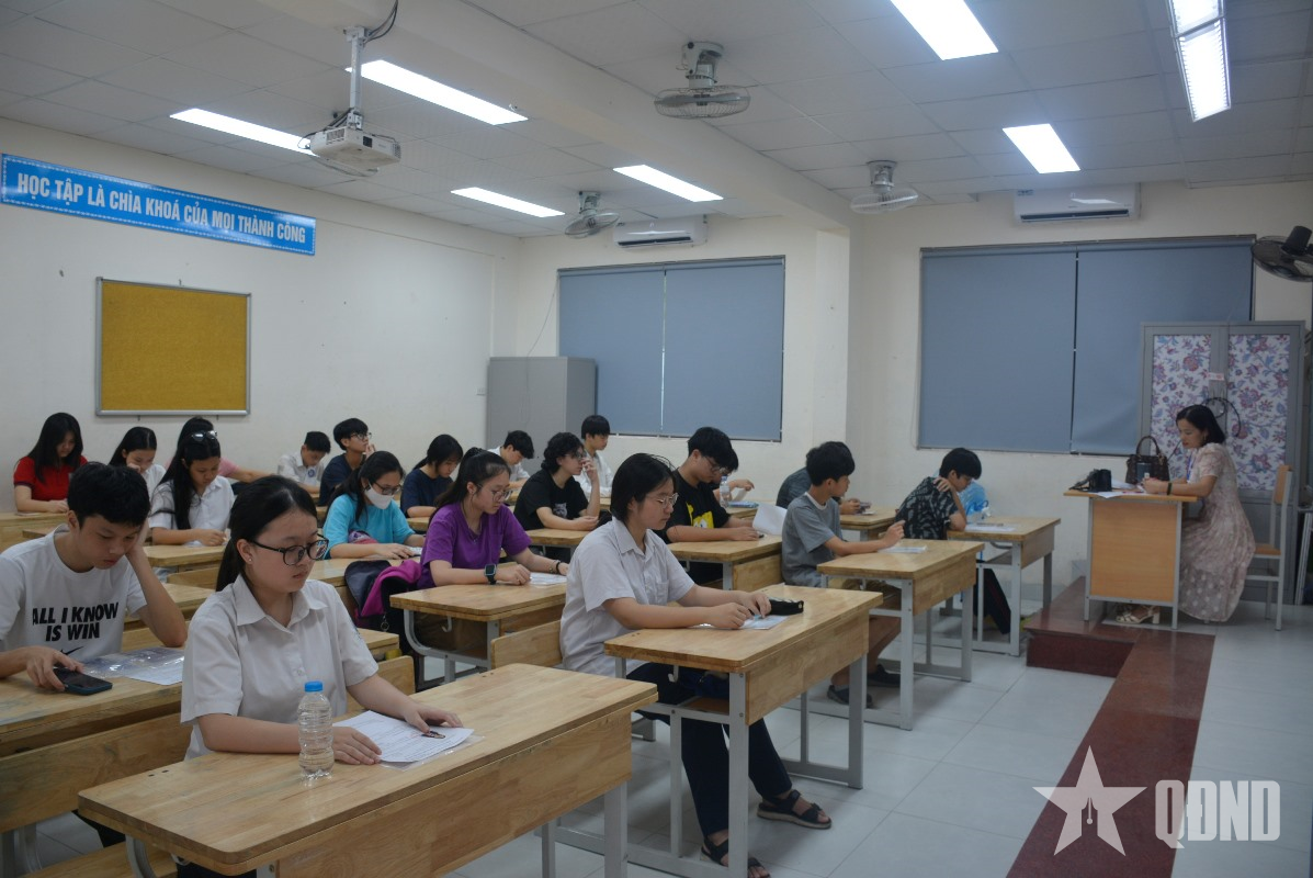 Gần 130.000 học sinh Hà Nội chốt nguyện vọng thi lớp 10

