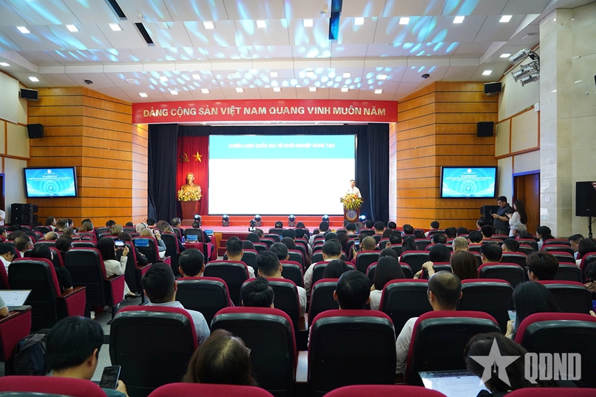 Đổi mới s&aacute;ng tạo c&oacute; vai tr&ograve; đặc biệt quan trọng đối với sự ph&aacute;t triển của đất nước