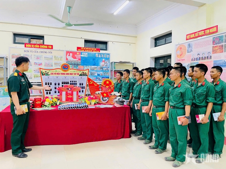 Sư đoàn 324 (Quân khu 4): Sôi nổi các hoạt động hưởng ứng Ngày sách và văn hóa đọc Việt Nam