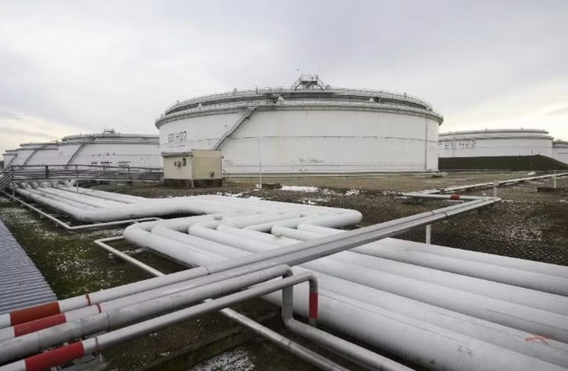 Ukraine kh&ocirc;i phục tuyến đường ống Druzhba chuyển dầu từ Nga sang ch&acirc;u &Acirc;u