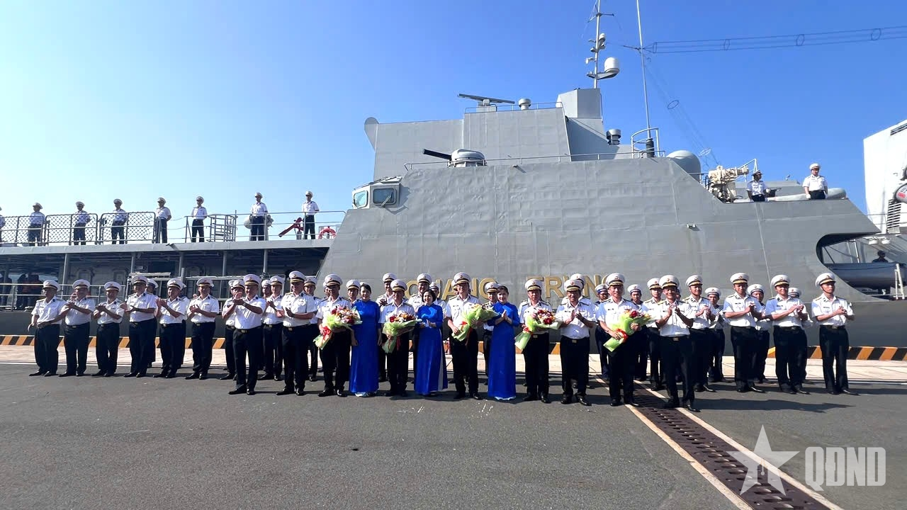 Tàu 016-Quang Trung hoàn thành xuất sắc nhiệm vụ tham gia Diễn tập Kakadu 2026
