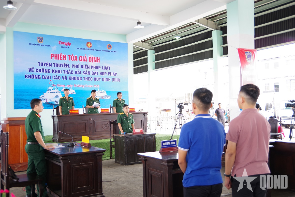 Vùng Cảnh sát biển 4: Phòng, chống IUU 