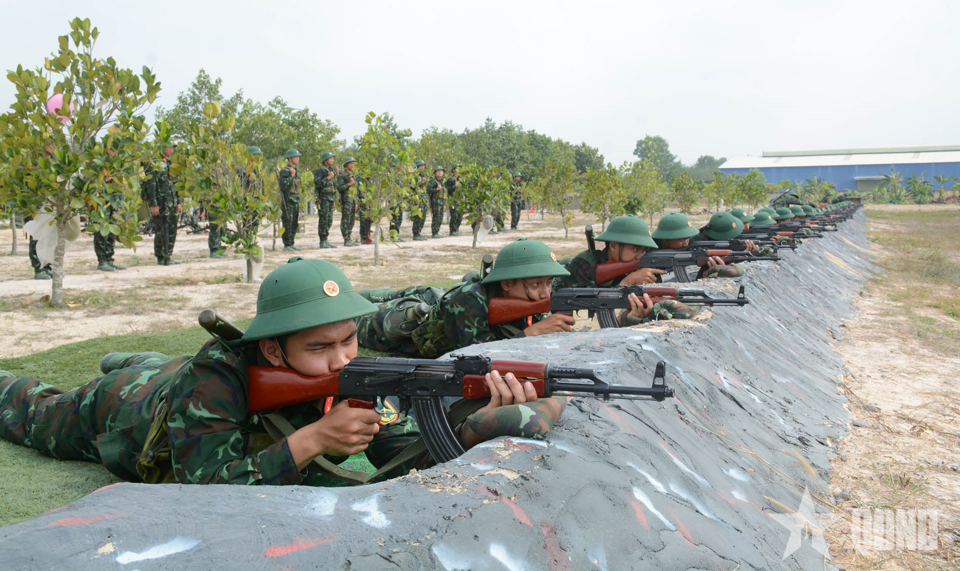 Mô hình “3 thực chất” nâng cao hiệu quả huấn luyện bắn súng AK