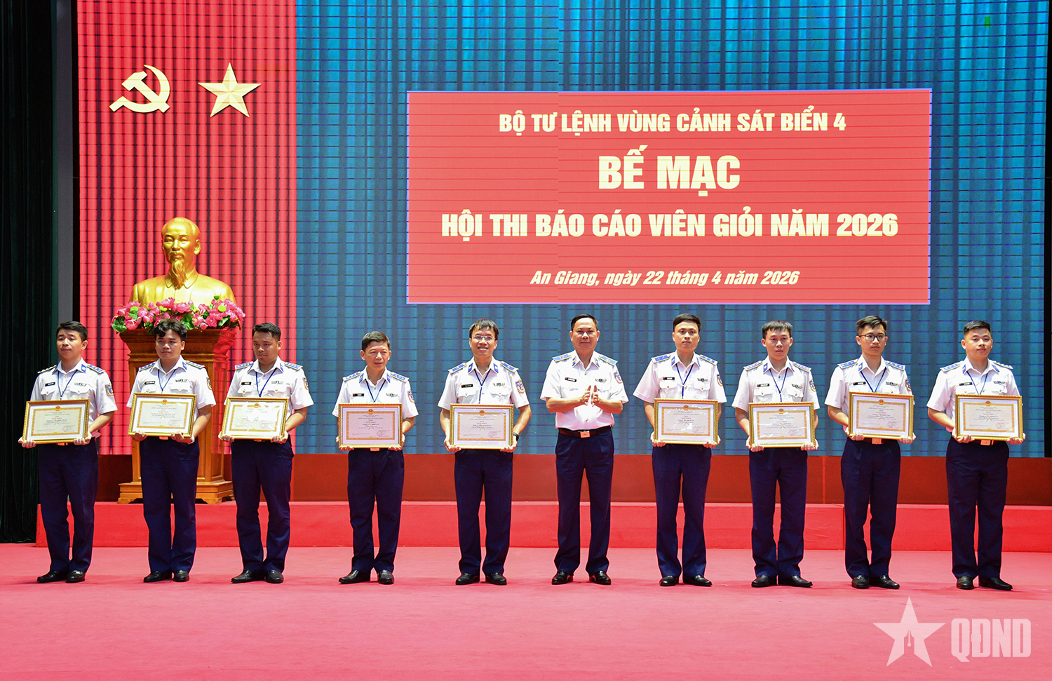 Sôi nổi Hội thi báo cáo viên giỏi tại Bộ tư lệnh Vùng Cảnh sát biển 4