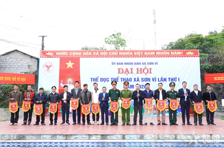 S&ocirc;i nổi Đại hội Thể dục thể thao v&agrave; Ng&agrave;y hội văn h&oacute;a c&aacute;c d&acirc;n tộc thiểu số x&atilde; bi&ecirc;n giới Sơn Vĩ (Tuy&ecirc;n Quang)