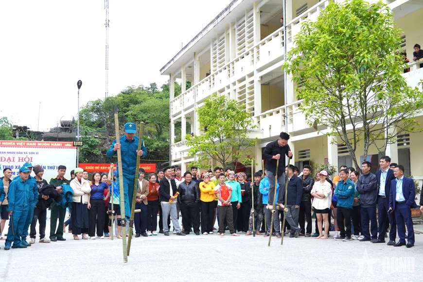 S&ocirc;i nổi Đại hội Thể dục thể thao v&agrave; Ng&agrave;y hội văn h&oacute;a c&aacute;c d&acirc;n tộc thiểu số x&atilde; bi&ecirc;n giới Sơn Vĩ (Tuy&ecirc;n Quang)