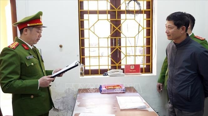 Đề nghị truy tố bị can lợi dụng quyền tự do dân chủ xâm phạm lợi ích của Nhà nước