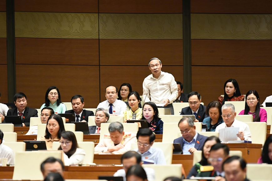 Kỳ họp thứ nhất, Quốc hội khóa XVI: Cân nhắc nhiều mặt, tính toán kỹ lưỡng với ngưỡng doanh thu 1 tỷ đồng được miễn thuế thu nhập