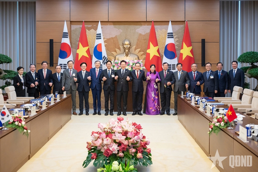 Chủ tịch Quốc hội Trần Thanh Mẫn hội kiến Tổng thống H&agrave;n Quốc Lee Jae Myung