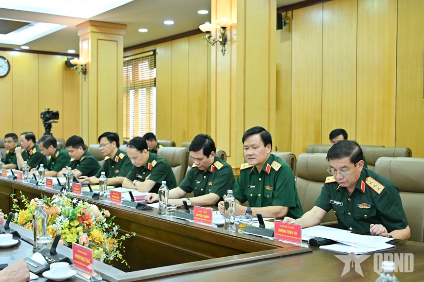 Gallery - 	Đại tướng Nguyễn Trọng Nghĩa chủ trì phiên họp Hội đồng TĐ-KT