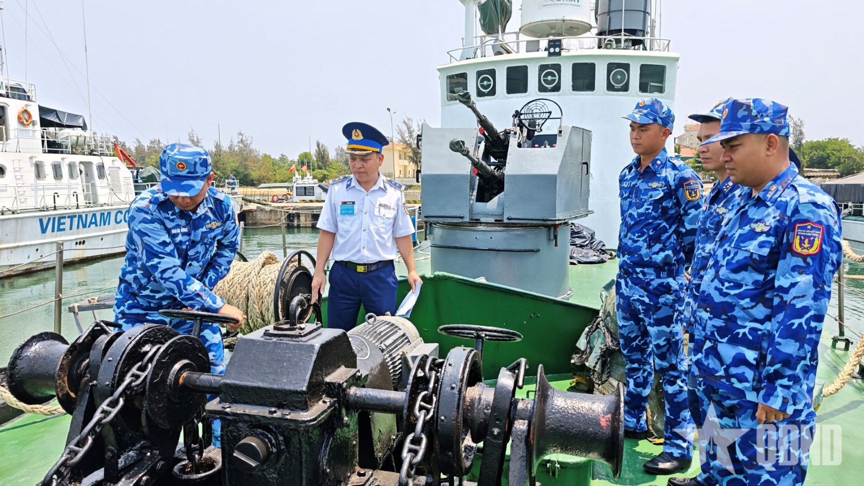 Vùng Cảnh sát biển 2 đánh giá trình độ, kỹ năng nghề của nhân viên chuyên môn kỹ thuật