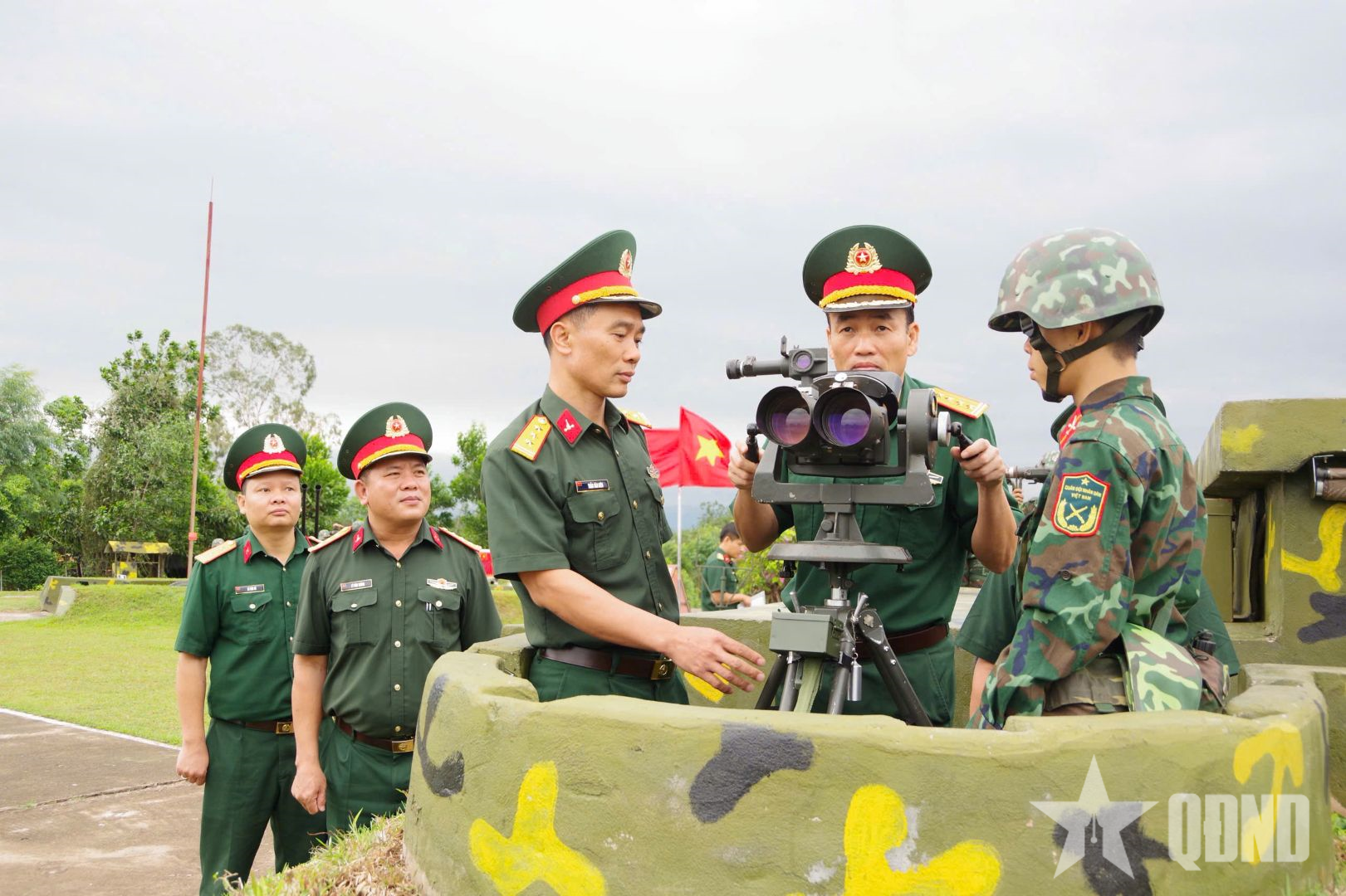 Kiểm tra công tác sẵn sàng chiến đấu tại Lữ đoàn 673 (Quân đoàn 12)