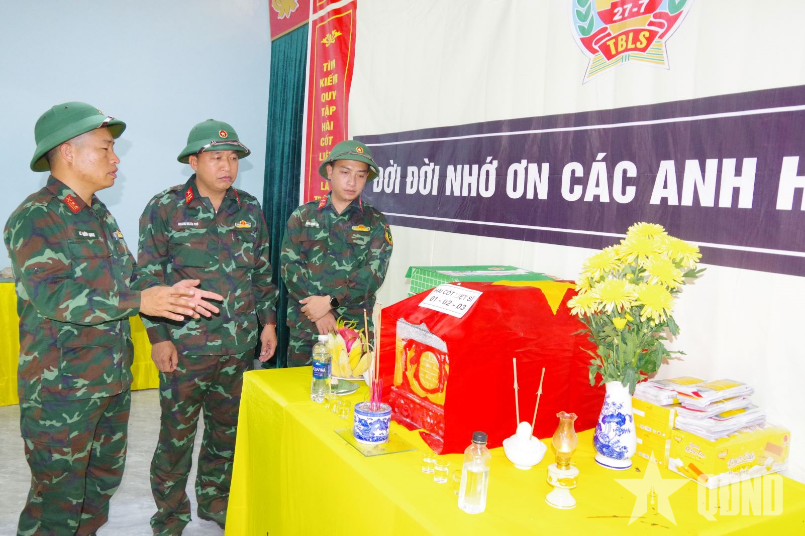 Sư đoàn 968 (Quân khu 4) kiểm tra công tác tìm kiếm, quy tập hài cốt liệt sĩ

