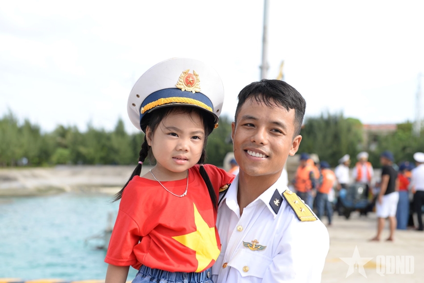 Cuộc "x&acirc;m lăng mềm" nhằm biến Việt Nam th&agrave;nh "thuộc địa văn h&oacute;a" trong thời đại số - B&agrave;i 3: Để văn h&oacute;a thực sự l&agrave; ngọn đuốc dẫn đường, phải đặt văn h&oacute;a v&agrave;o đ&uacute;ng vị tr&iacute; trụ cột chiến lược