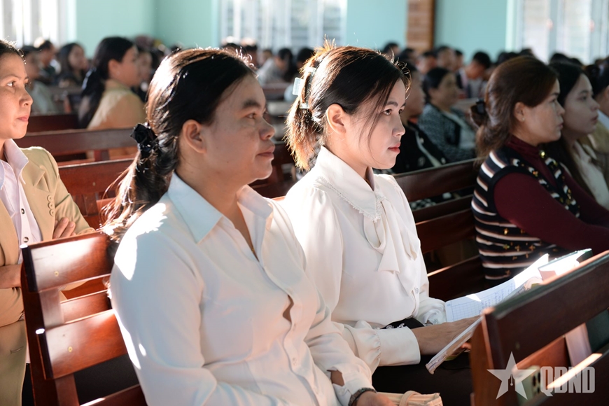 Cuộc "xâm lăng mềm" nhằm biến Việt Nam thành "thuộc địa văn hóa" trong thời đại số