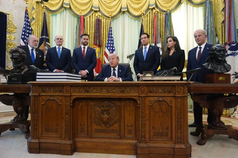 Israel và Lebanon ngừng bắn thêm ba tuần